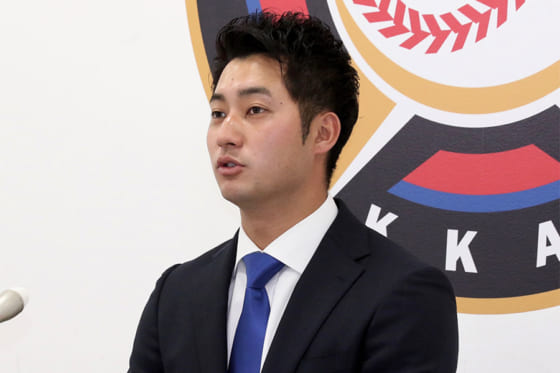 北海道日本ハム浅間が1100万円でサイン　出場機会求め三塁挑戦「数を受けるしかない」