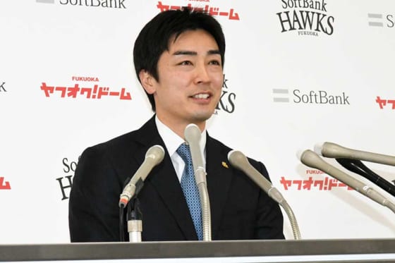 福岡ソフトバンク和田、3億円の大幅減でサイン　松坂の復活に「勇気付けられた」