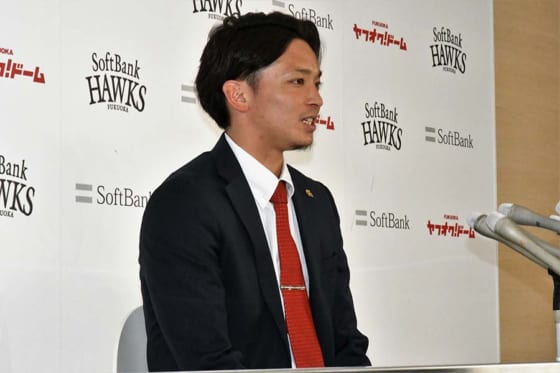 福岡ソフトバンク東浜が500万円減でサイン　FA西の参戦に「自分として情けない」
