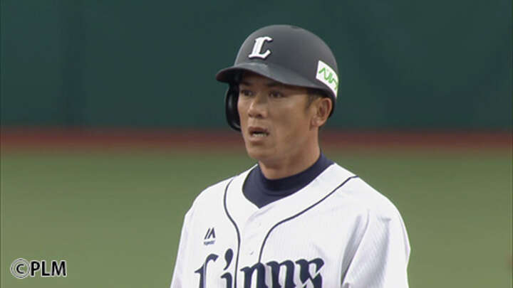 古巣復帰の埼玉西武・松井選手が本拠地初安打をマーク 第2打席で右翼線二塁打
